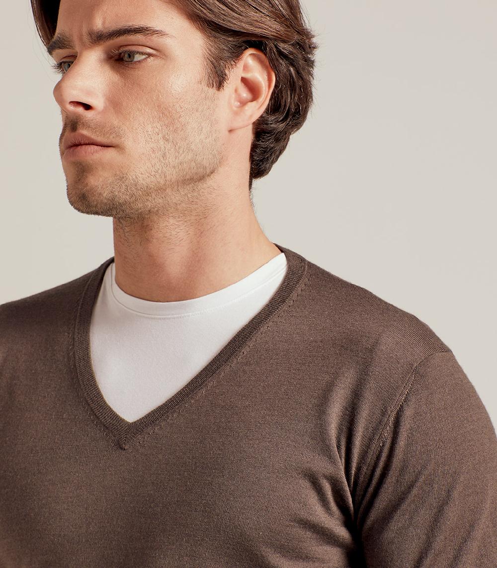 S.Moritz COLLO V LANA SETA CASHMERE - CACAO In Vendita