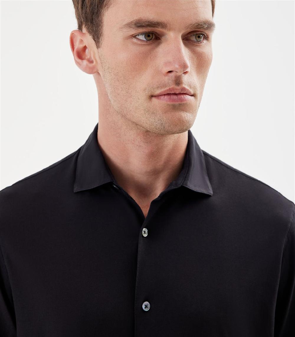S.Moritz Camicia nera da uomo in cotone crepe | S.Moritz Sito Ufficiale Offerta