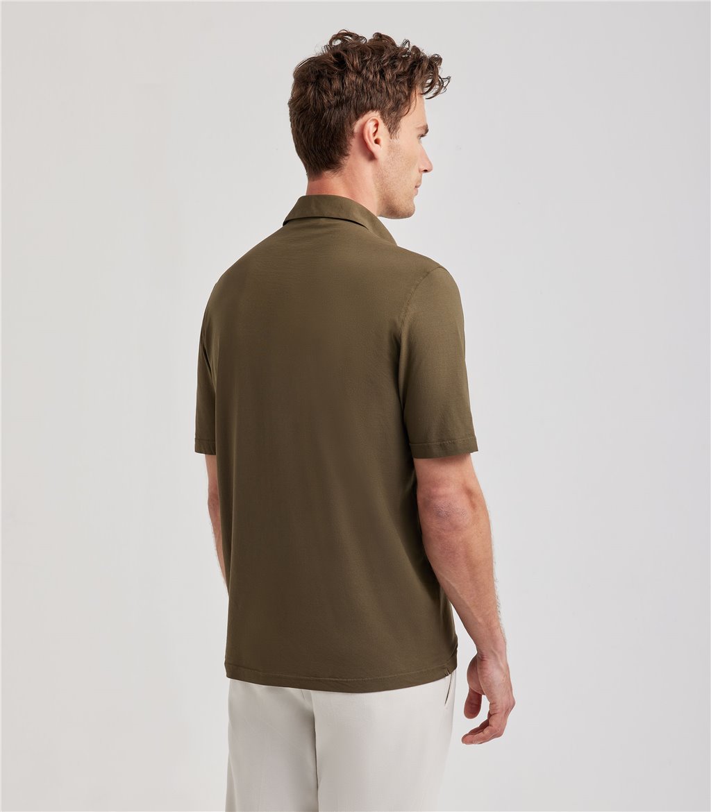 S.Moritz Polo verde militare da uomo in cotone crepe | S.Moritz Sito Ufficiale Acquista Ora
