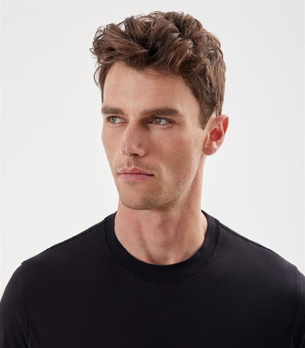 S.Moritz T-shirt nera da uomo in cotone crepe | S.Moritz Sito Ufficiale 2025