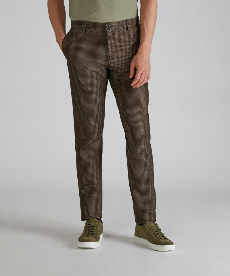 Slowear Pantalone slim fit in fustagno di cotone In Vendita