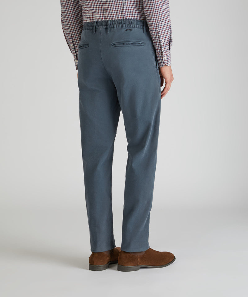 Slowear Pantalone slim fit in satin di cotone In Linea