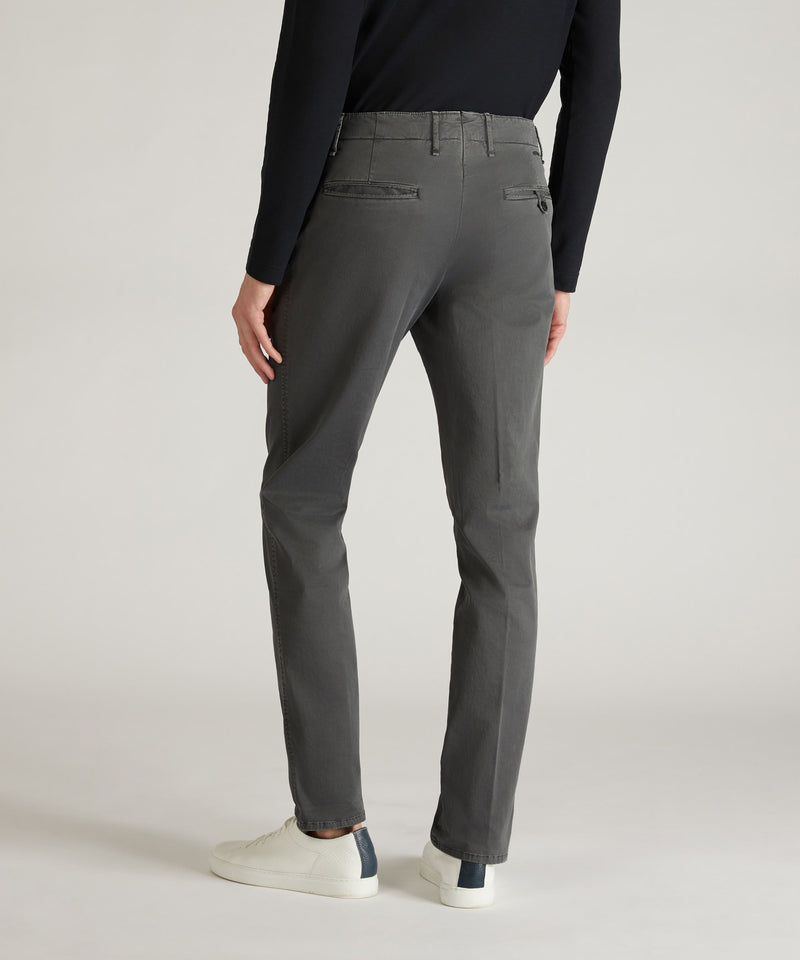 Slowear Pantalone slim fit in gabardina stretch certificata In Saldo