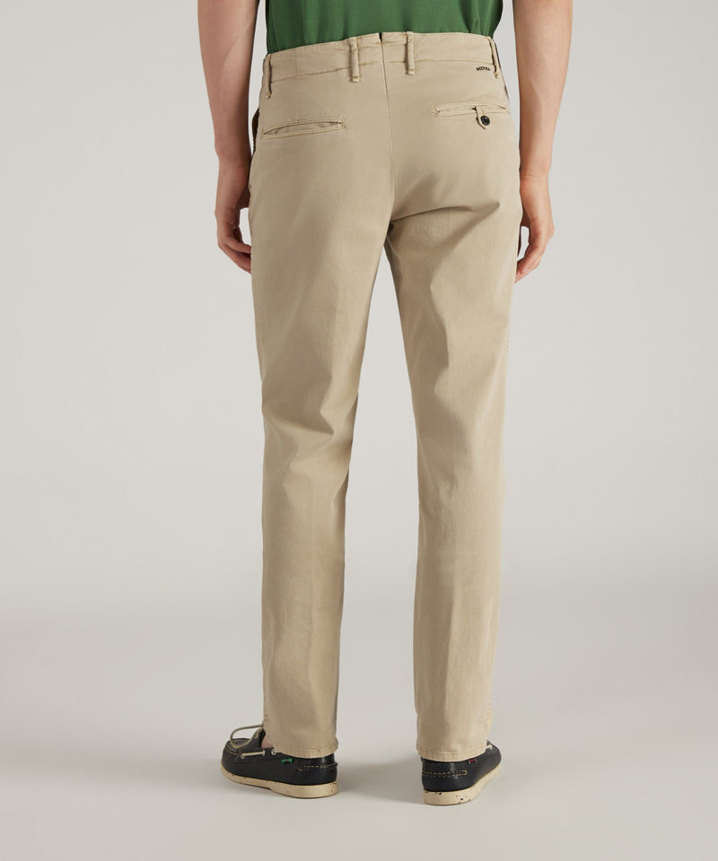 Slowear Pantalone slim fit in gabardina stretch certificata In Linea