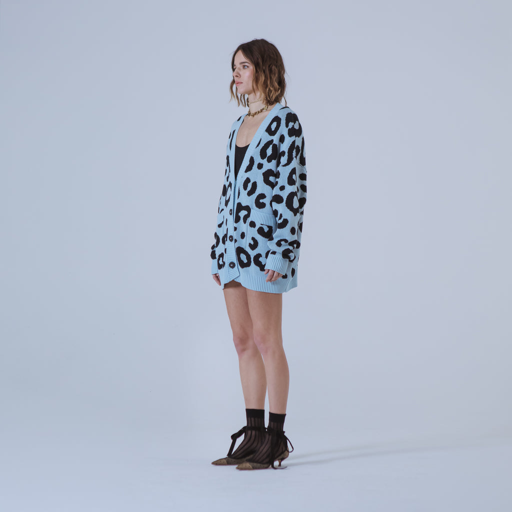 Sveta Milano Cardigan lungo jacquard Georgia in azzurro e nero Convenienza