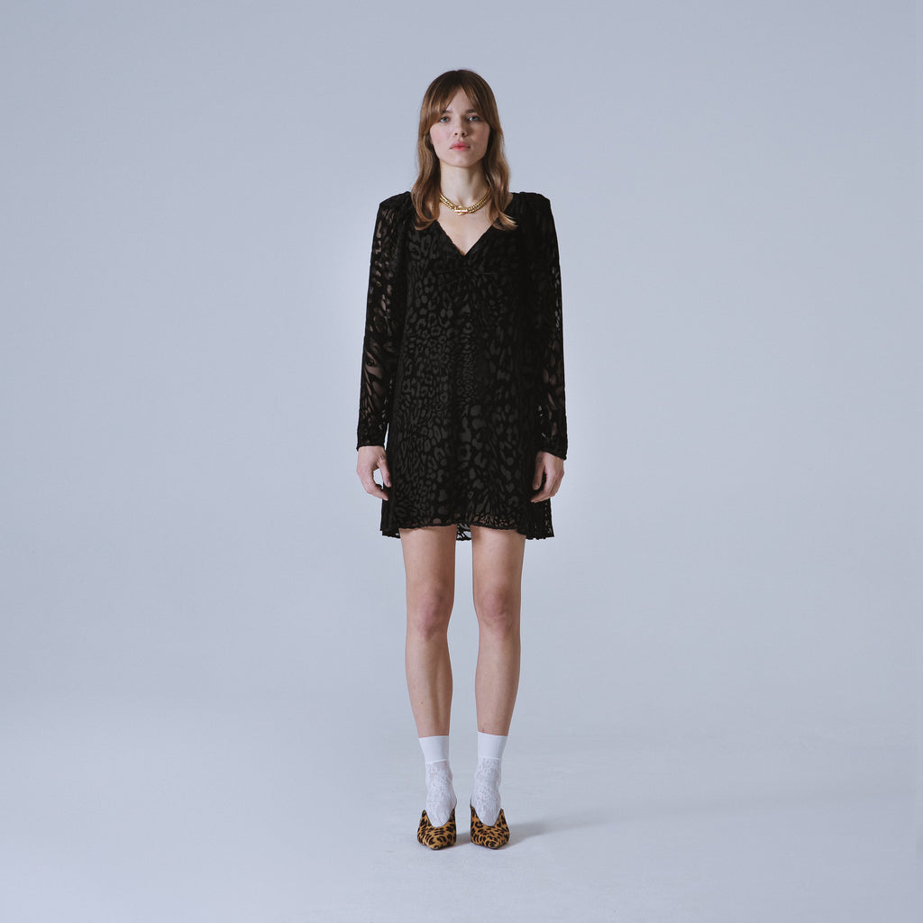 Sveta Milano Abito Yale con motivo leopardo su velluto nero Acquista Ora