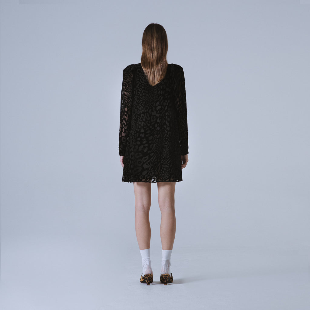 Sveta Milano Abito Yale con motivo leopardo su velluto nero Acquista Ora