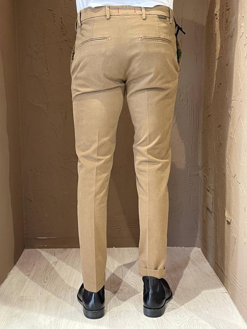 Underground Couture Chino Fango Italia