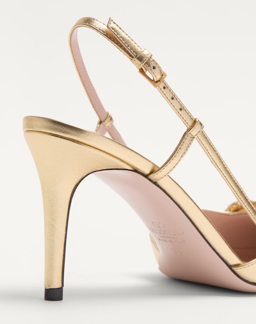 Valentino Handbags Décolleté Slingback Vlogo Signature In Nappa Laminata 80mm per Donna in Antique Brass | Valentino IT Vendita Economica