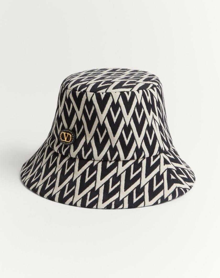 Valentino Handbags Cappello Bucket Toute La V In Lana per Donna in Nero/crema | Valentino IT I Più Venduti
