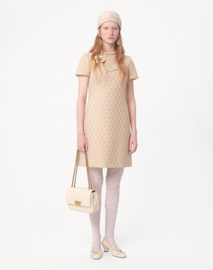 Valentino Handbags Abito Corto In Lurex Jacquard Toute La V per Donna in Avorio/oro | Valentino IT Italia