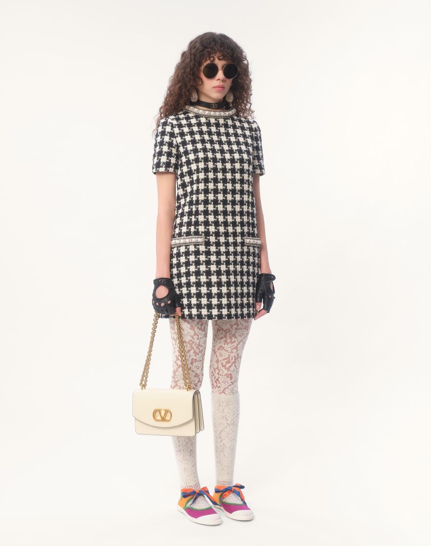 Valentino Handbags Abito Corto In Damier Light Tweed Ricamato per Donna in Avorio/nero | Valentino IT Pezzi Unici
