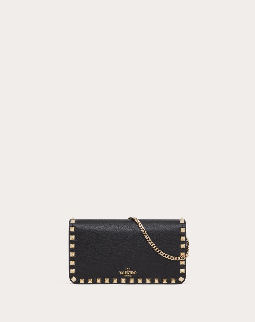 Valentino Handbags Pouch Con Catena Rockstud In Vitello Granato per Donna in Nero | Valentino IT 2025