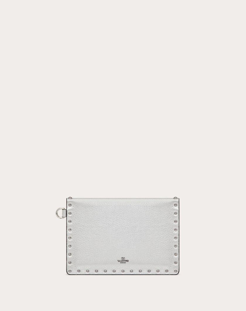 Valentino Handbags Pochette Rockstud In Vitello Granato Metallizzato per Donna in Argento | Valentino IT Qualità
