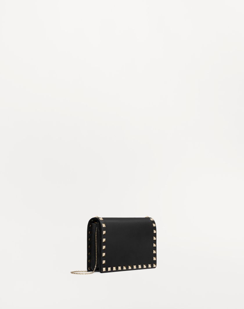 Valentino Handbags Pouch Con Catena Rockstud In Vitello per Donna in Nero | Valentino IT Soddisfazione Garantita