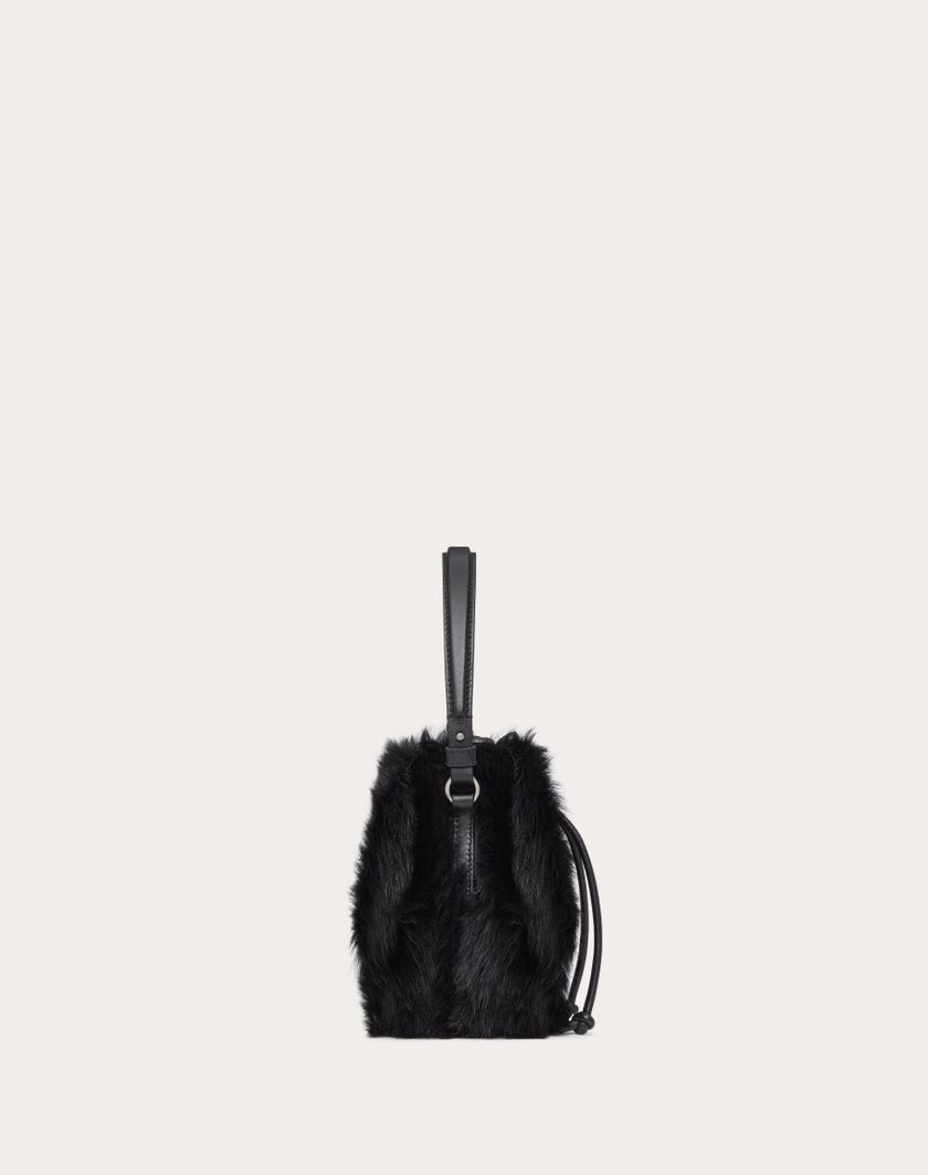 Valentino Handbags Mini Borsa A Secchiello Vlogo Signature In Montone per Donna in Nero | Valentino IT Shopping Online