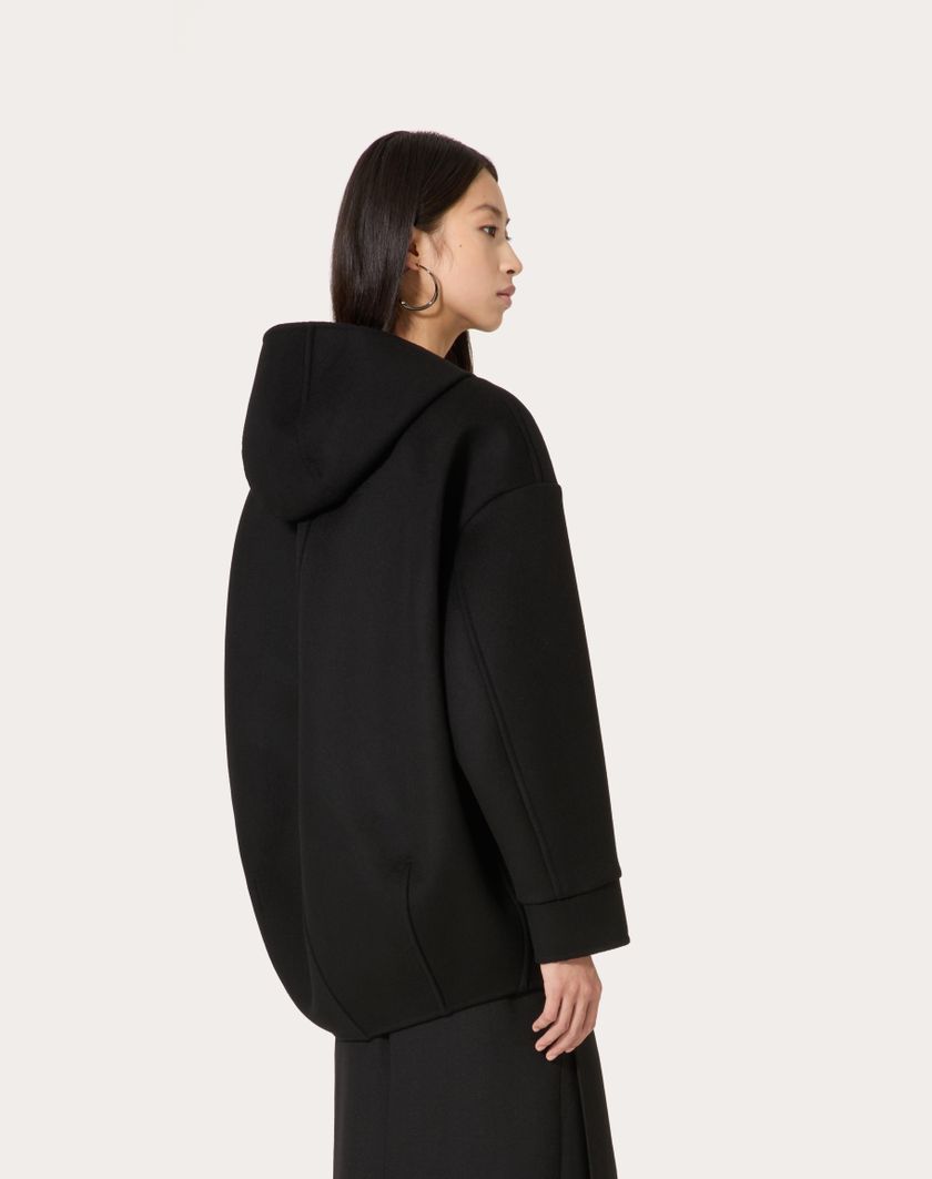 Valentino Handbags Caban In Compact Drap per Donna in Nero | Valentino IT 2025