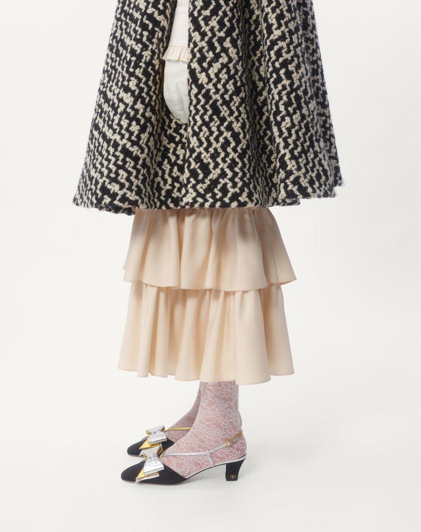 Valentino Handbags Cappa In Geometric Tweed per Donna in Avorio/nero | Valentino IT Spedizione Gratuita