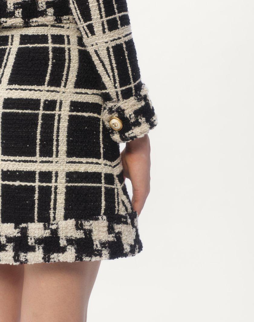 Valentino Handbags Caban In Macro Check Tweed per Donna in Nero/avorio | Valentino IT Negozi Online
