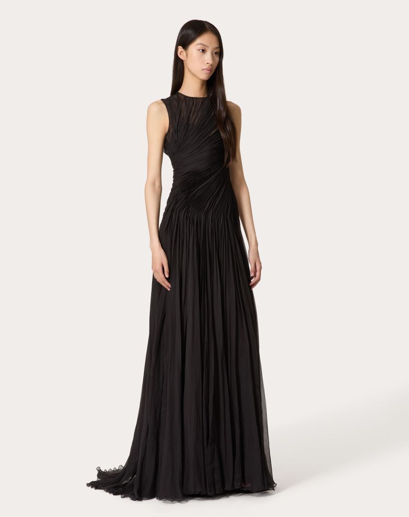 Valentino Handbags Gown In Chiffon per Donna in Nero | Valentino IT Convenienza