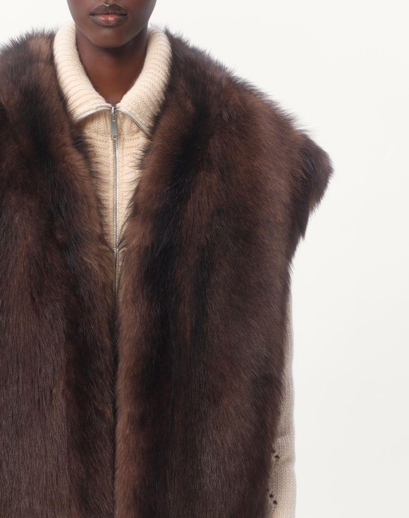Valentino Handbags Gilet In Shearling per Donna in Marrone | Valentino IT Saldi Di Fabbrica