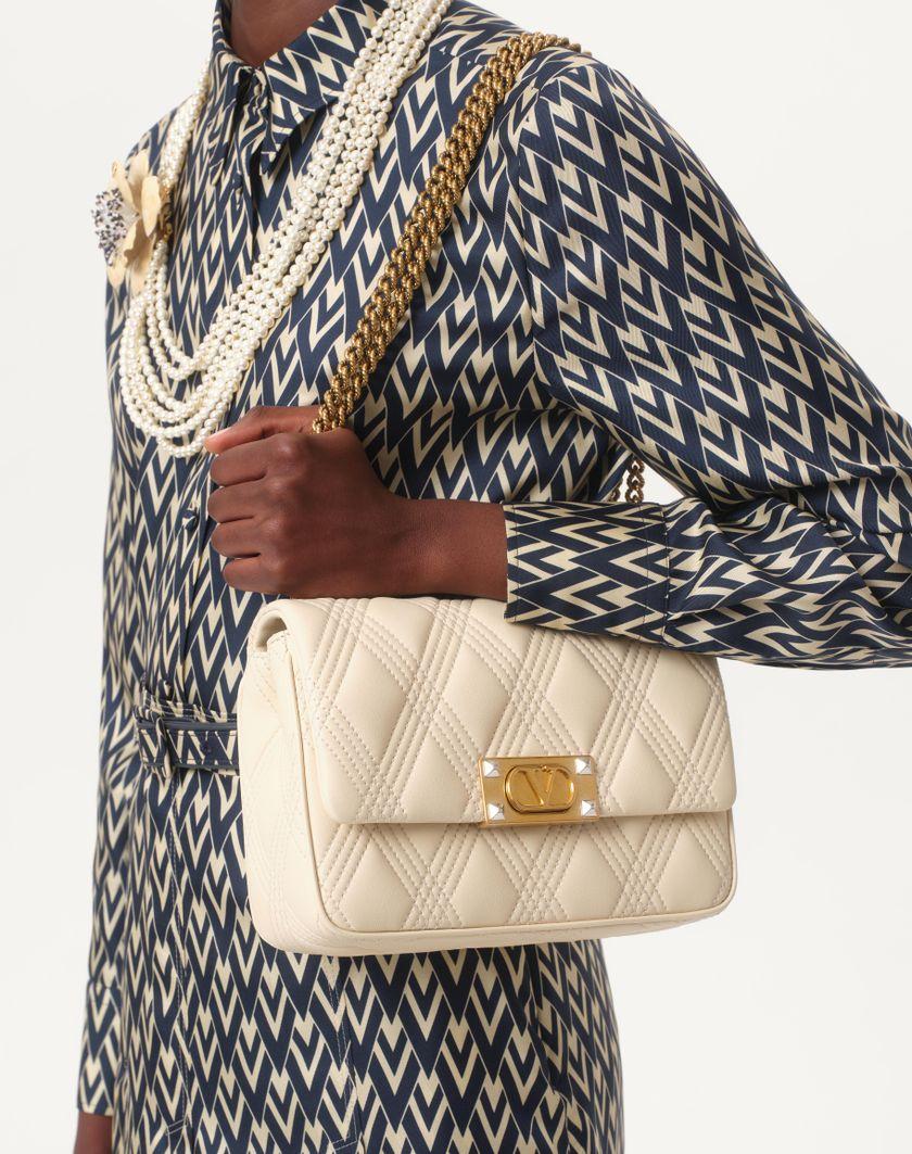 Valentino Handbags Camicia In Twill Toute La V per Donna in Nero/avorio | Valentino IT Vendita