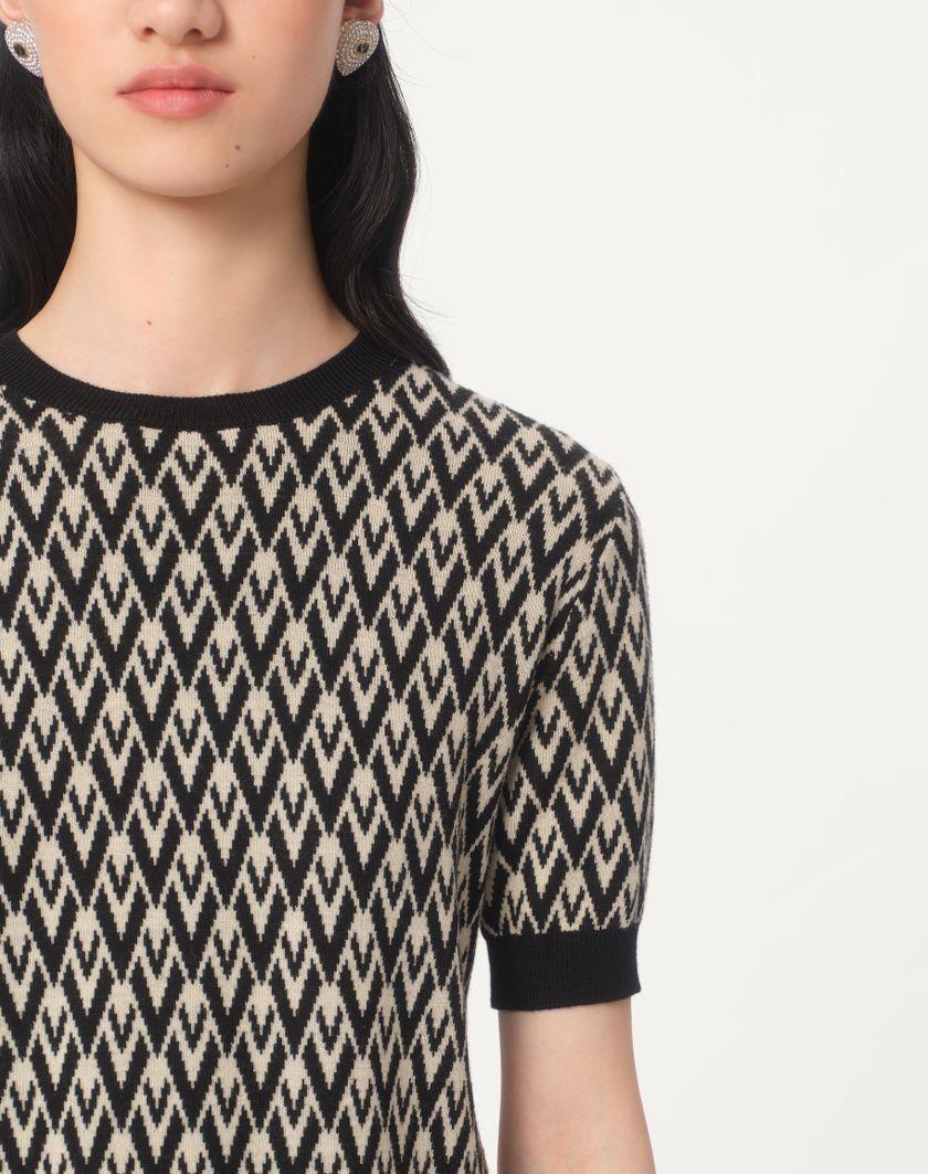 Valentino Handbags Maglia In Lana Jacquard Toute La V per Donna in Avorio/nero | Valentino IT Shopping Online