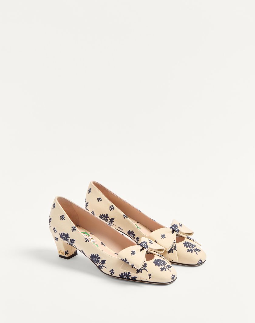 Valentino Handbags Décolleté Bowow In Tessuto Papier Floral 45mm per Donna in Avorio/blu | Valentino IT Offerte stagionali