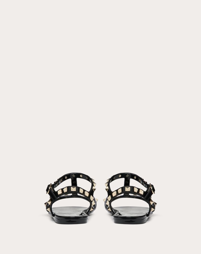 Valentino Handbags Sandalo Basso Rockstud In Gomma per Donna in Poudre | Valentino IT Economico