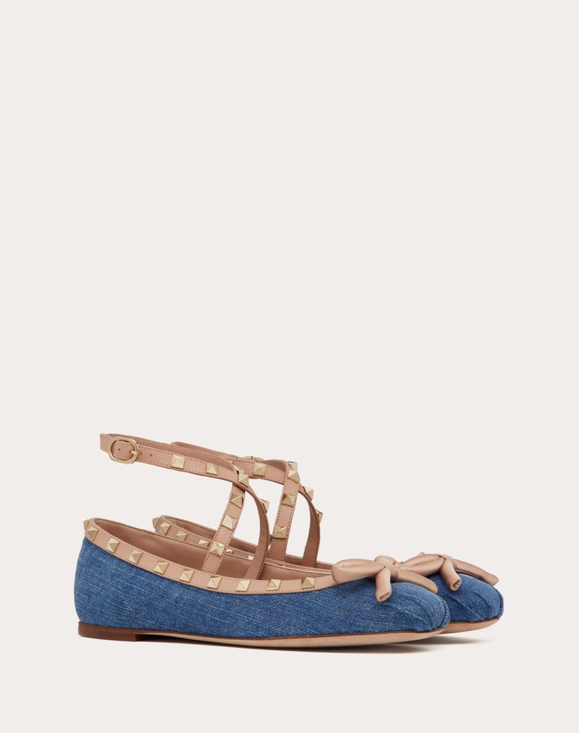 Valentino Handbags Ballerina Rockstud In Denim per Donna in Rose Cannelle | Valentino IT ACQUISTA ORA
