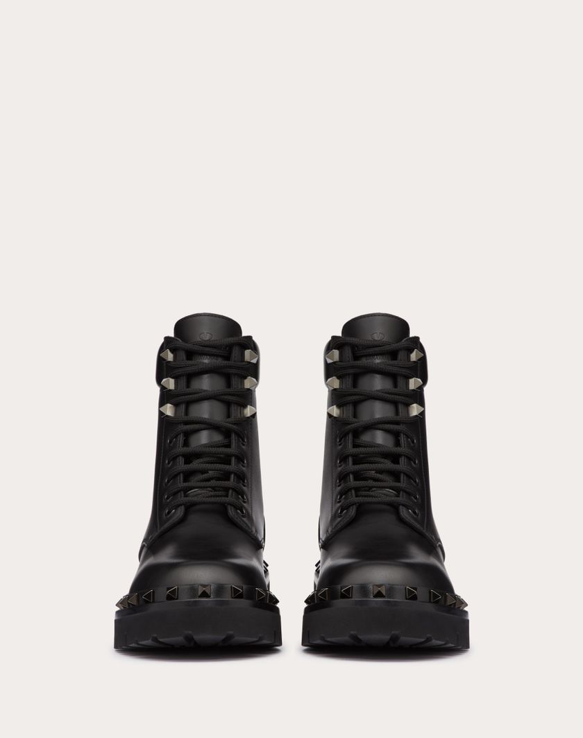 Valentino Handbags Combat Boot Rockstud In Vitello E Borchie In Tono 50mm per Donna in Nero | Valentino IT Qualità