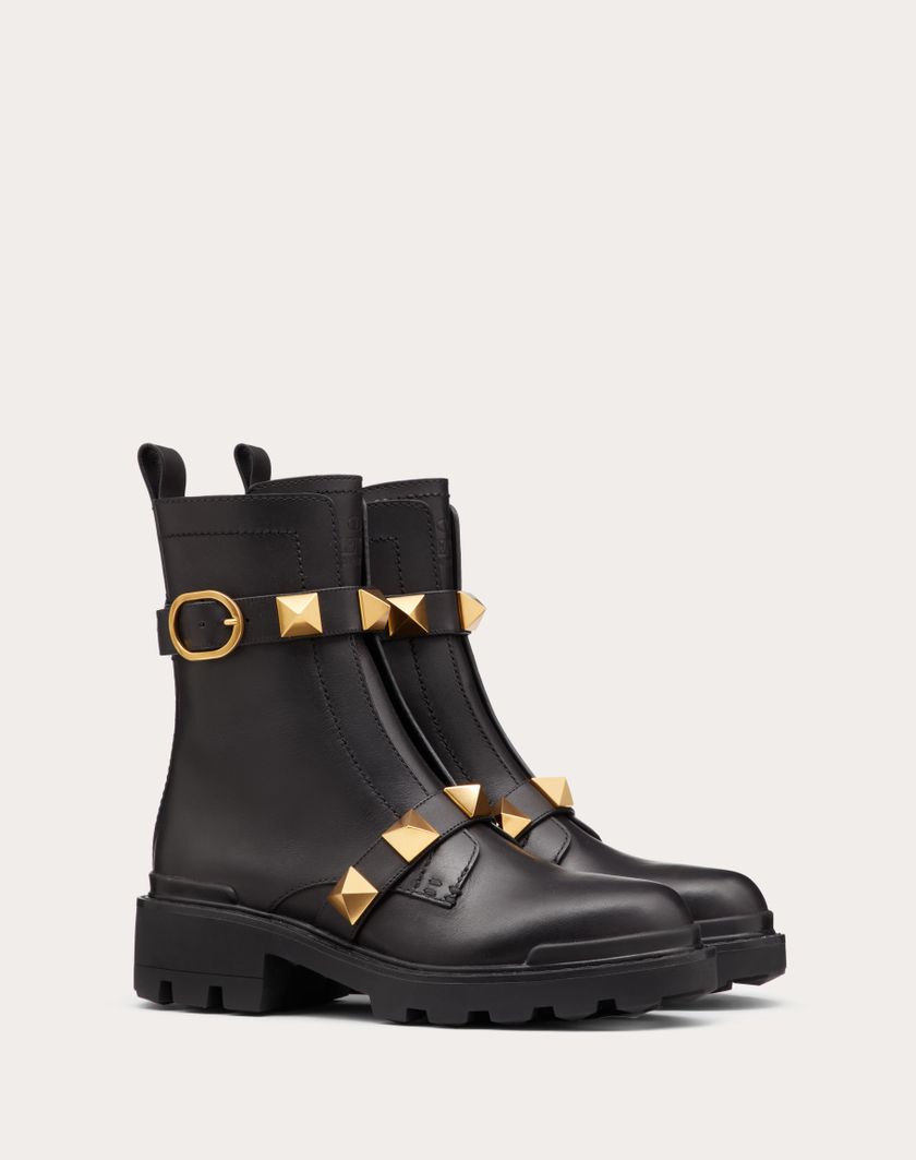 Valentino Handbags Combat Boot Roman Stud In Vitello 40mm per Donna in Nero | Valentino IT Negozi Online