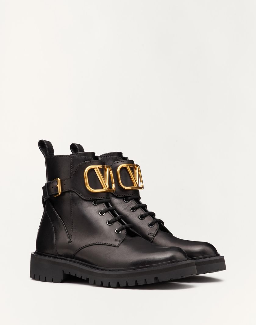 Valentino Handbags Combat Boot Vlogo Signature In Vitello 35mm per Donna in Nero | Valentino IT Consegna Veloce