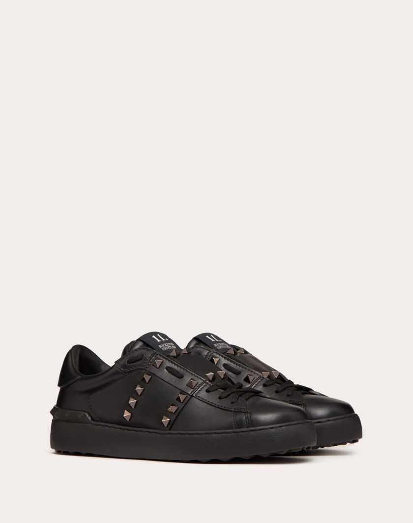 Valentino Handbags Sneaker Rockstud Untitled Noir In Vitello per Donna in Nero | Valentino IT Cyber Monday