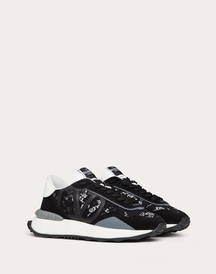 Valentino Handbags Sneaker Lacerunner In Pizzo E Mesh per Donna in Nero/pastel Grey/stone | Valentino IT Smaltimento dello stoccaggio
