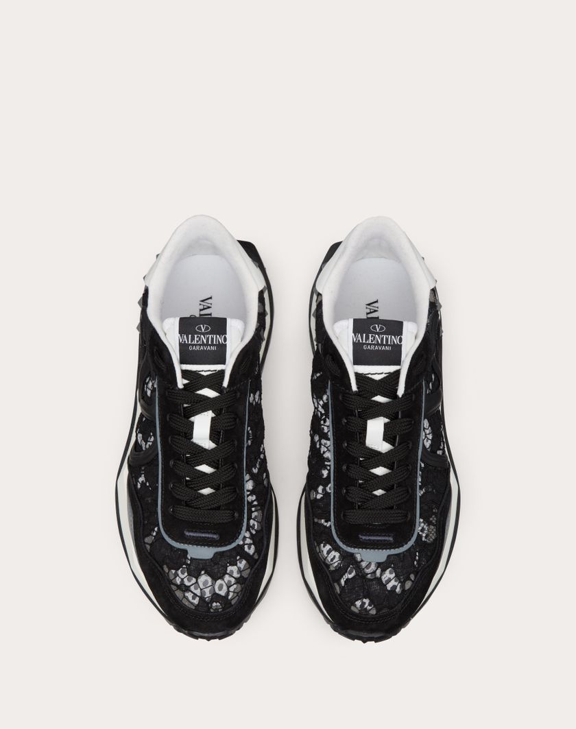 Valentino Handbags Sneaker Lacerunner In Pizzo E Mesh per Donna in Nero/pastel Grey/stone | Valentino IT Smaltimento dello stoccaggio