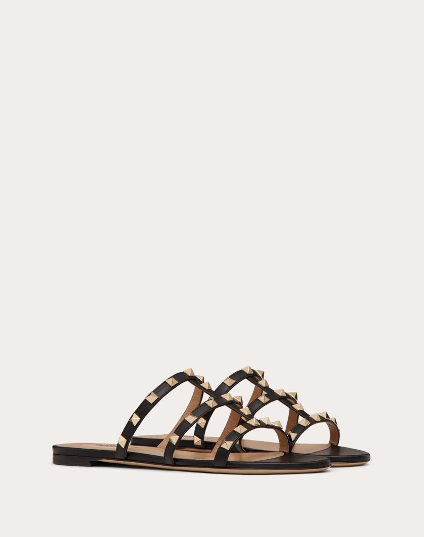 Valentino Handbags Sandalo Slider Basso Rockstud In Vitello per Donna in Nero | Valentino IT Bestseller