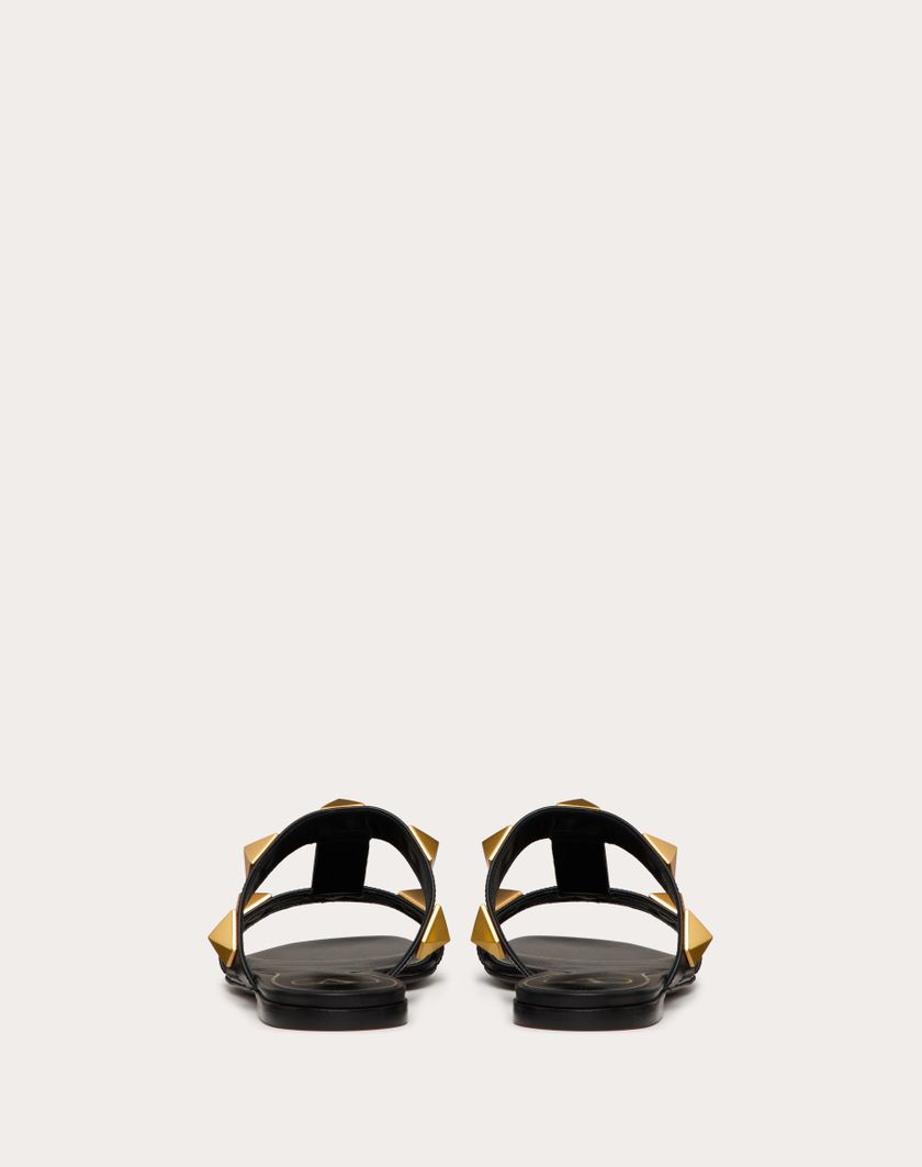 Valentino Handbags Sandalo Slide Basso Roman Stud In Vitello per Donna in Light Ivory | Valentino IT Comprane uno, ottenene uno gratis