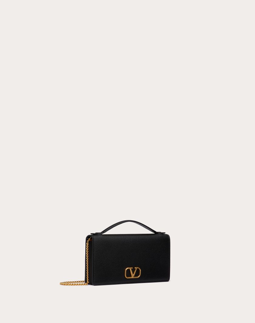 Valentino Handbags Portafoglio Con Catena Vlogo Signature In Vitello Granato per Donna in Nero | Valentino IT Latest fashion