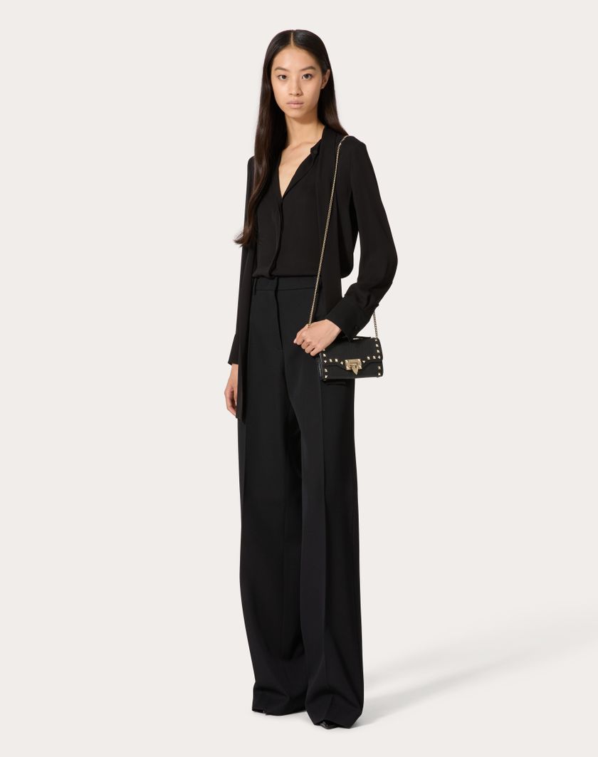 Valentino Handbags Portafoglio Con Catena Rockstud In Vitello Granato per Donna in Nero | Valentino IT Fino al 50% di sconto