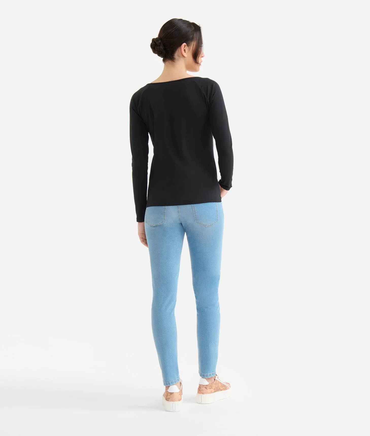 Alviero martini 1a classe T-shirt a maniche lunghe in jersey di cotone stretch con spicchi Geo Classic Nera Economico
