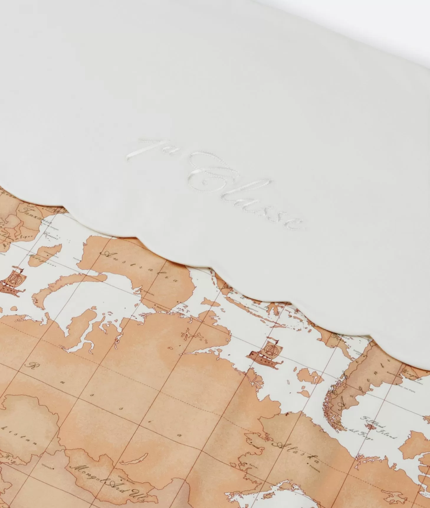 Alviero martini 1a classe Copertina con mappa Geo Classic Panna Offerta