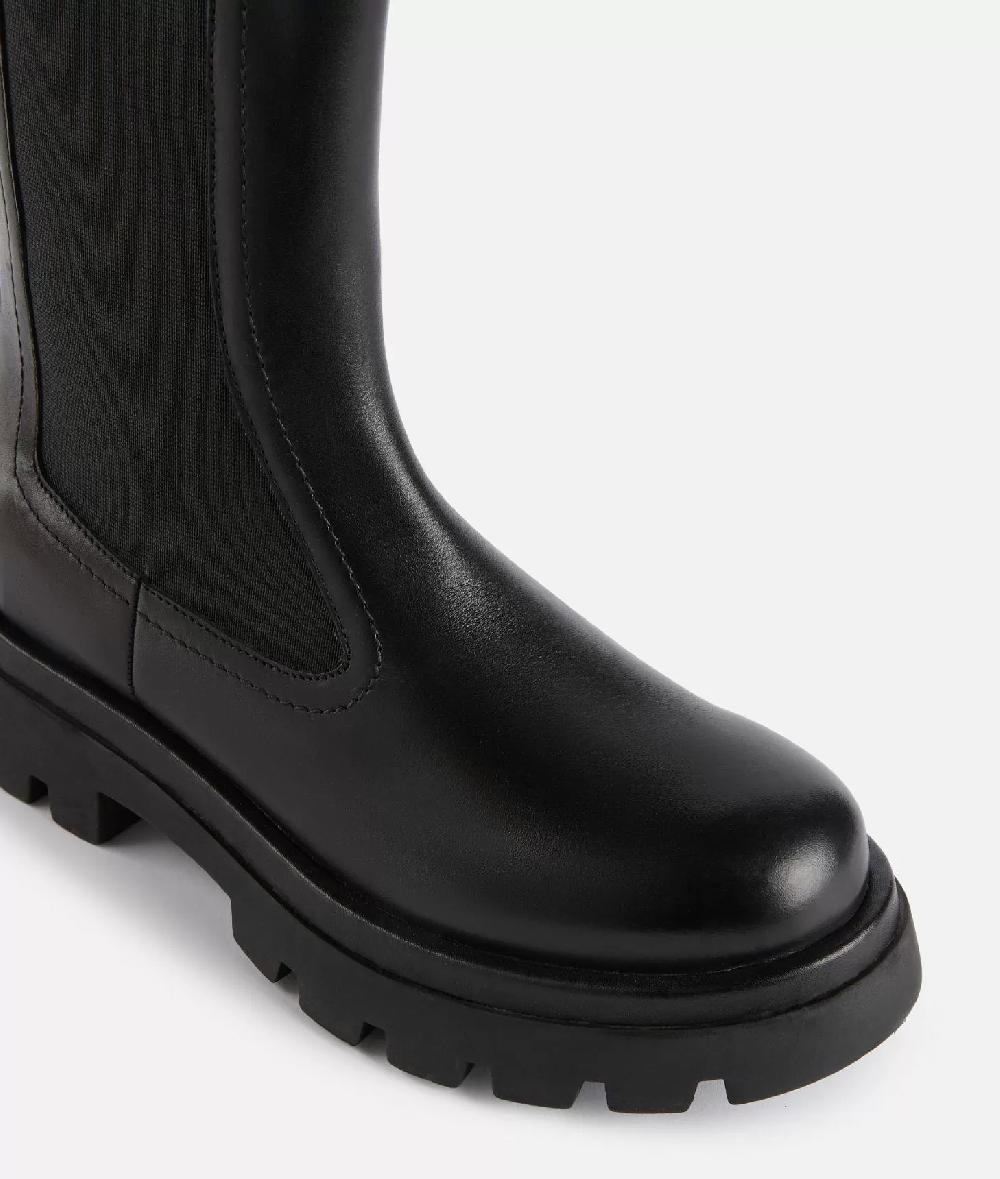 Alviero martini 1a classe Stivaletti in pelle liscia con elastici e bottoncino 1C Neri Negozio