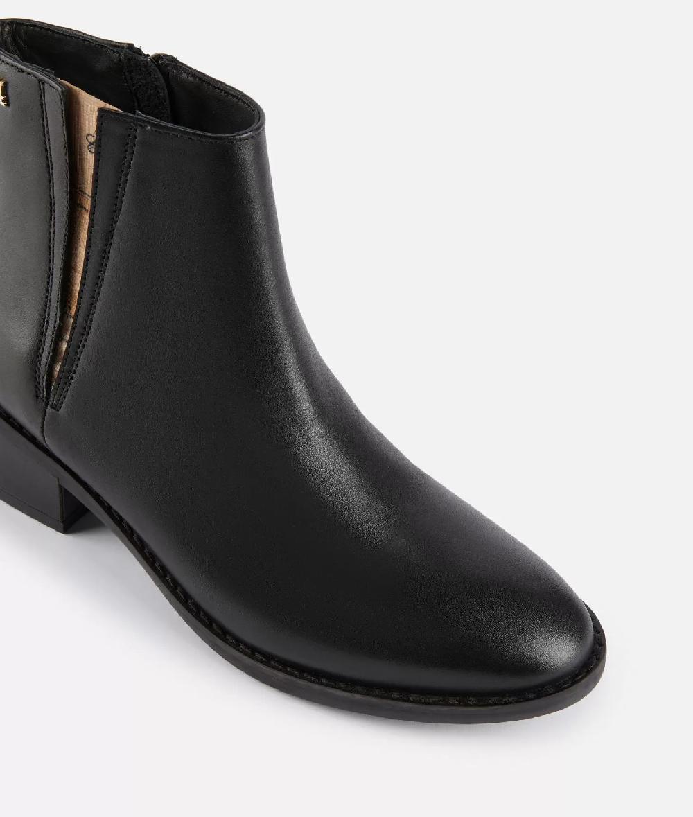 Alviero martini 1a classe Tronchetti in pelle liscia con logo 1ᴬ Classe Neri Spedizione gratuita