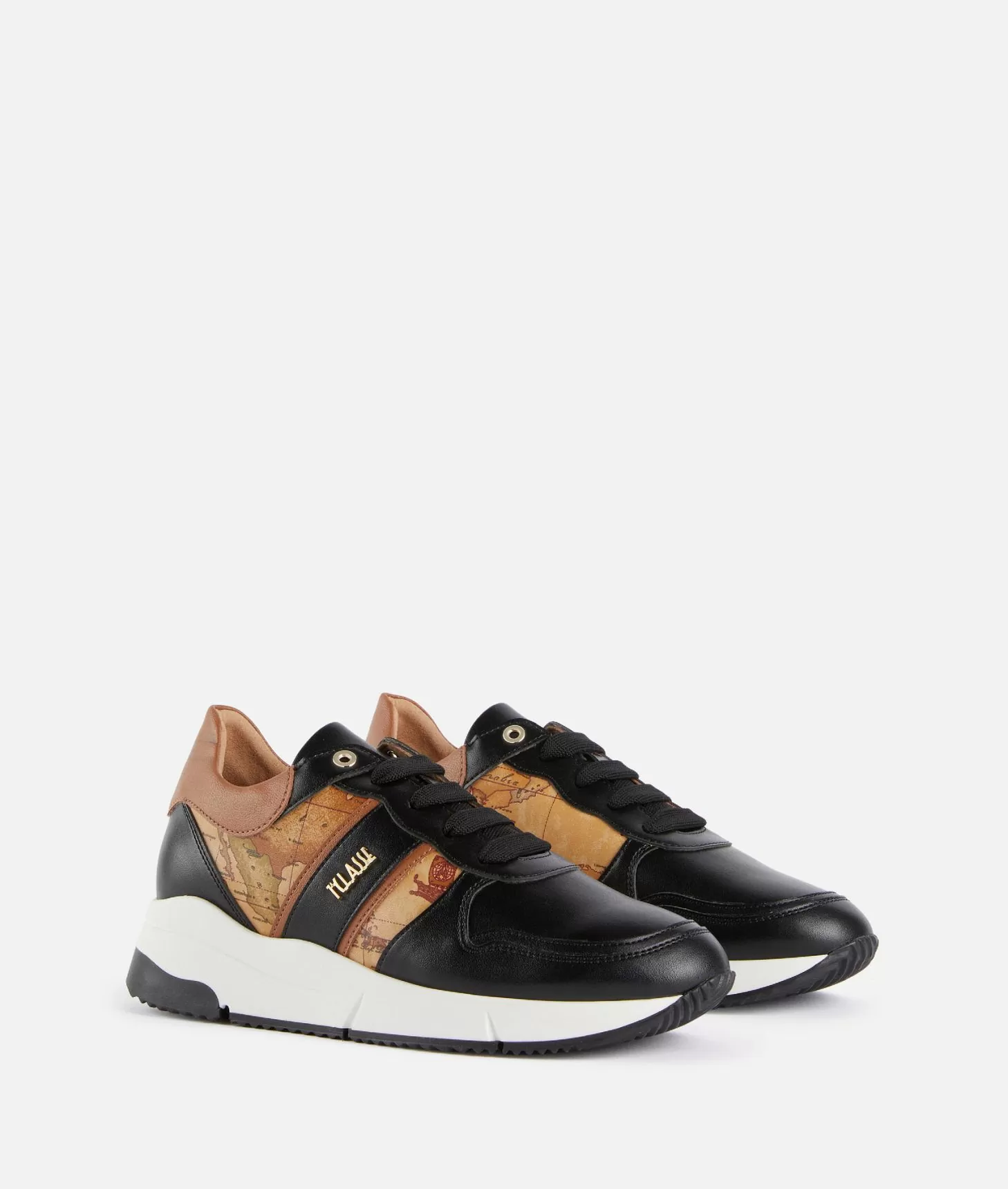 Alviero martini 1a classe Running in eco nappa con logo e dettagli Geo Classic Nere Ultimi due giorni