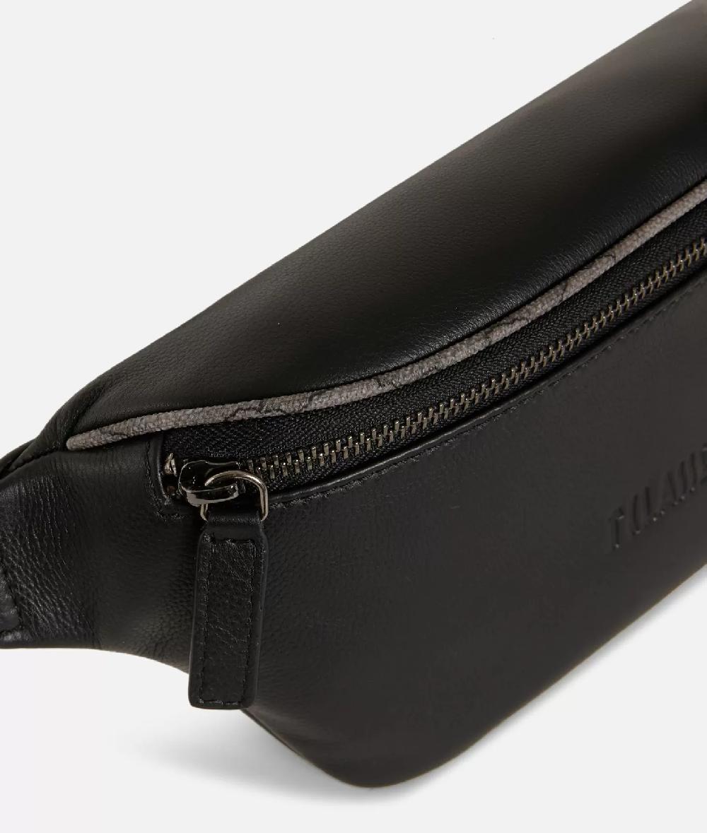 Alviero martini 1a classe Belt bag in pelle nera Negozio